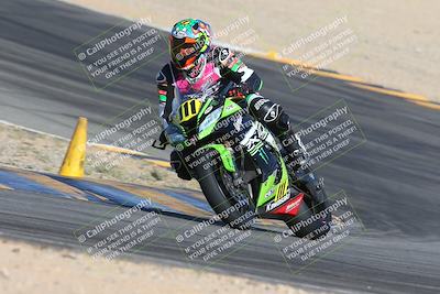 media/Nov-15-2024-CVMA Friday Practice (Fri) [[b142d29251]]/4-Group 4 and Trackday/Session 2 (Turn 10)/